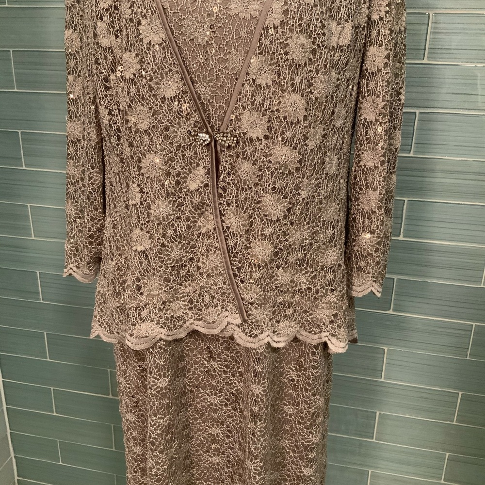 R&M Richards Plus Size Floor Length Evening Gown - image 6